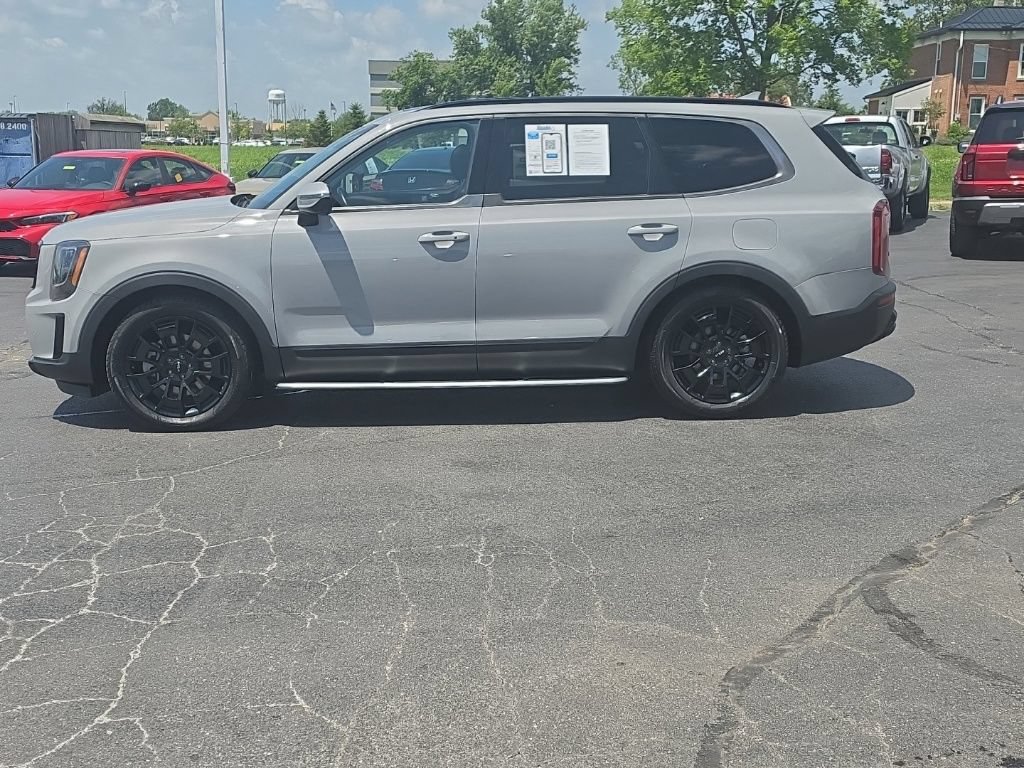 Used 2022 Kia Telluride SX w/ SX Prestige Package AWD/4WD image 4