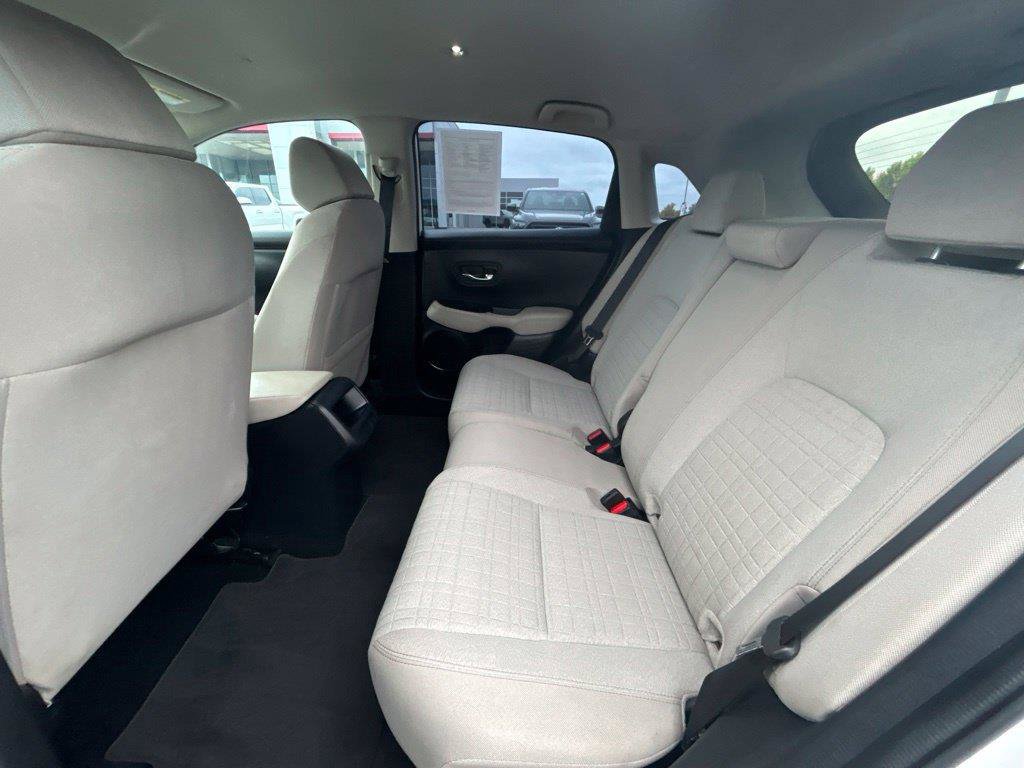 Used 2024 Honda HR-V LX image 16