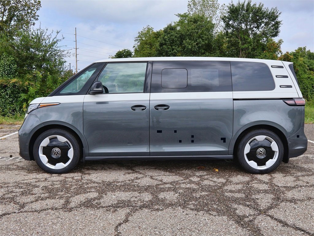 New 2025 Volkswagen ID. Buzz Pro S Plus image 2