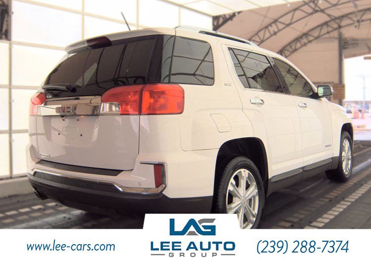 Used 2017 GMC Terrain SLT w/ Open Road Package FWD image 3