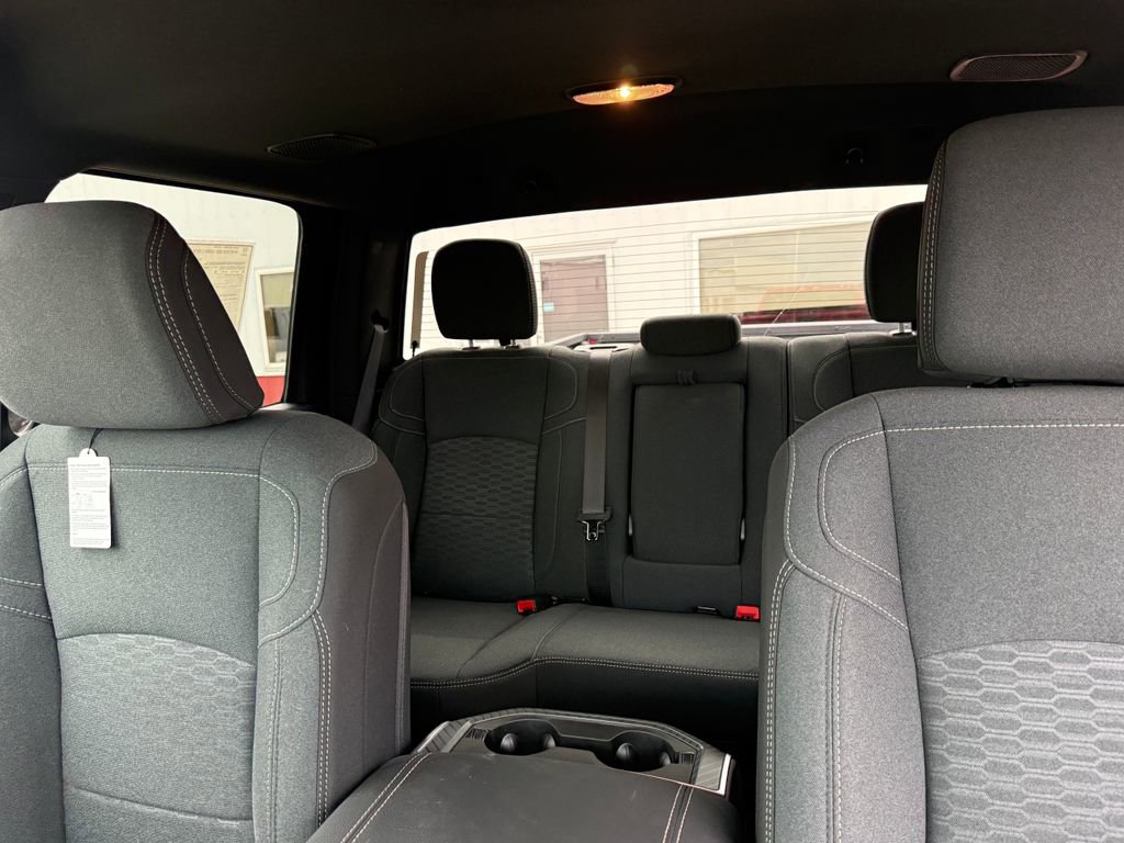 New 2026 RAM 2500 Big Horn AWD/4WD image 39