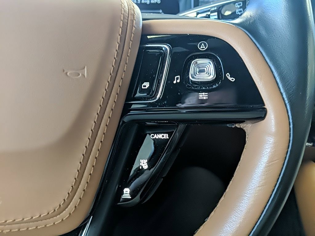 Certified 2023 Lincoln Aviator Black Label w/ Class IV Trailer Tow Package image 19