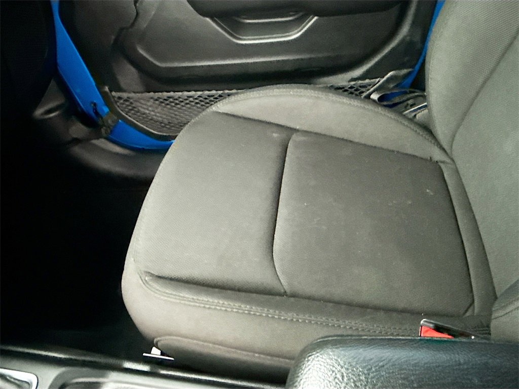 Used 2021 Jeep Gladiator Willys image 16