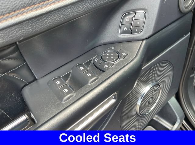Used 2018 Ford Expedition Platinum AWD/4WD image 11