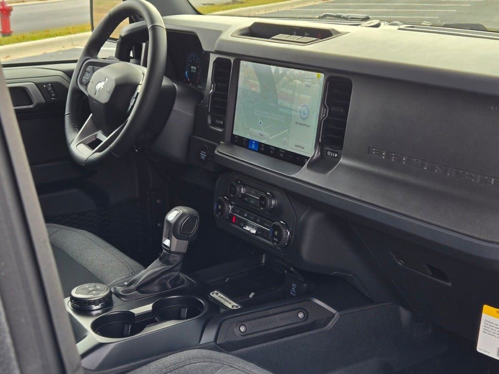 New 2025 Ford Bronco Big Bend image 9