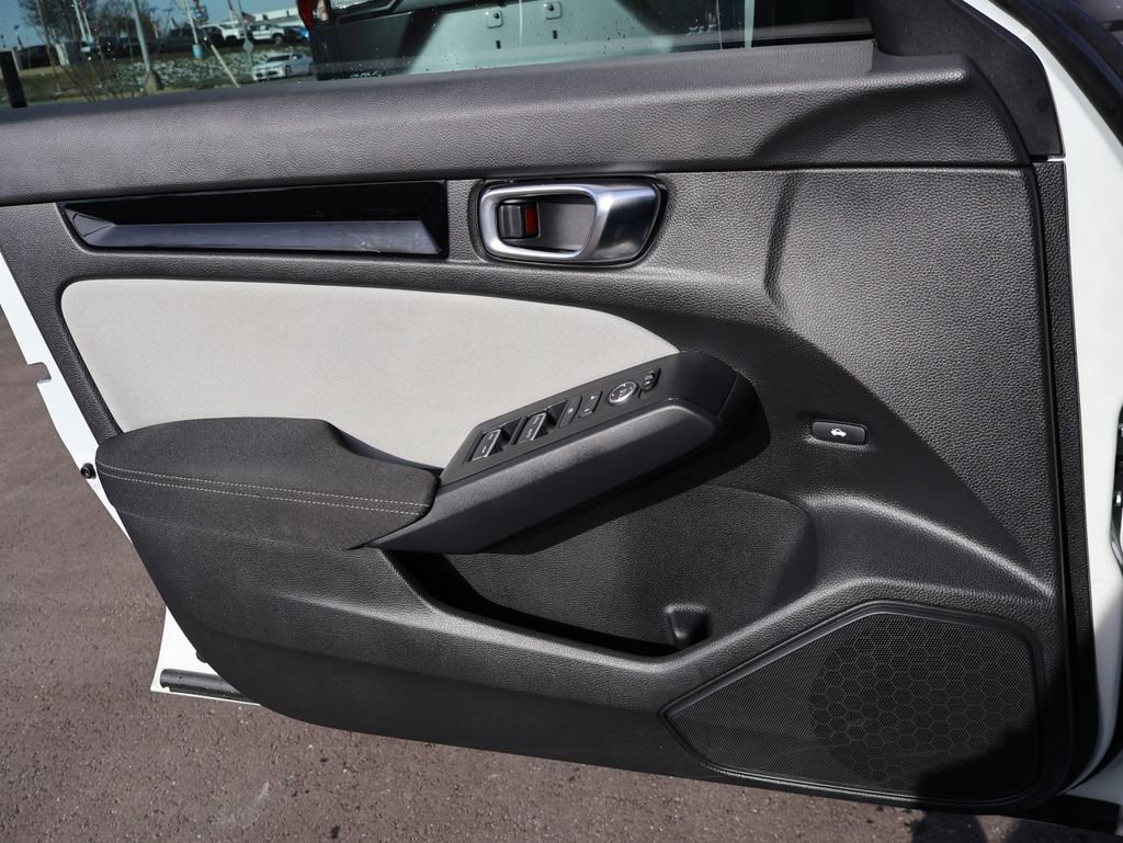 Certified 2025 Honda Civic Sport image 27