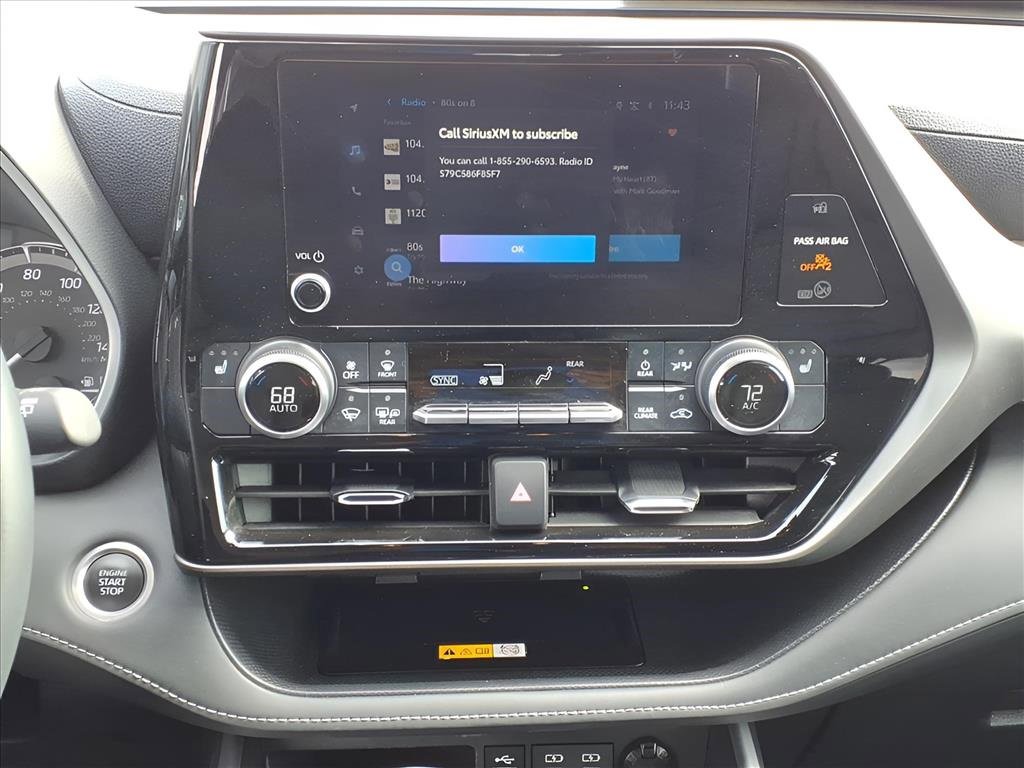 Used 2024 Toyota Highlander XLE image 23