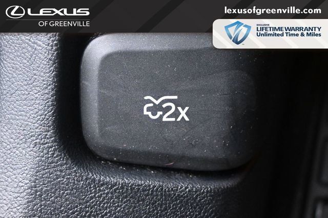 Used 2025 Lincoln Corsair Reserve FWD image 14
