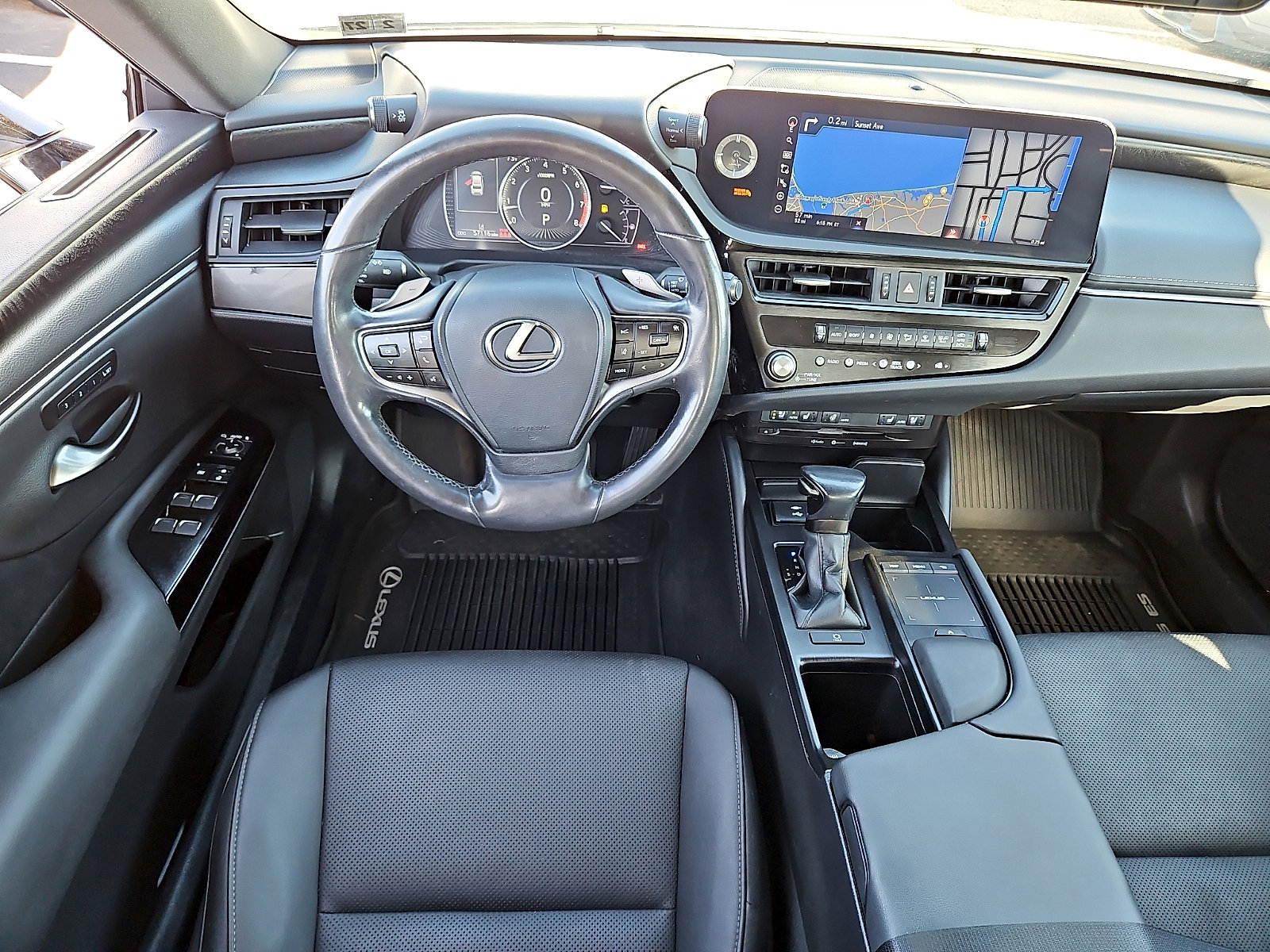 Used 2022 Lexus ES 350 w/ Premium Package FWD image 11