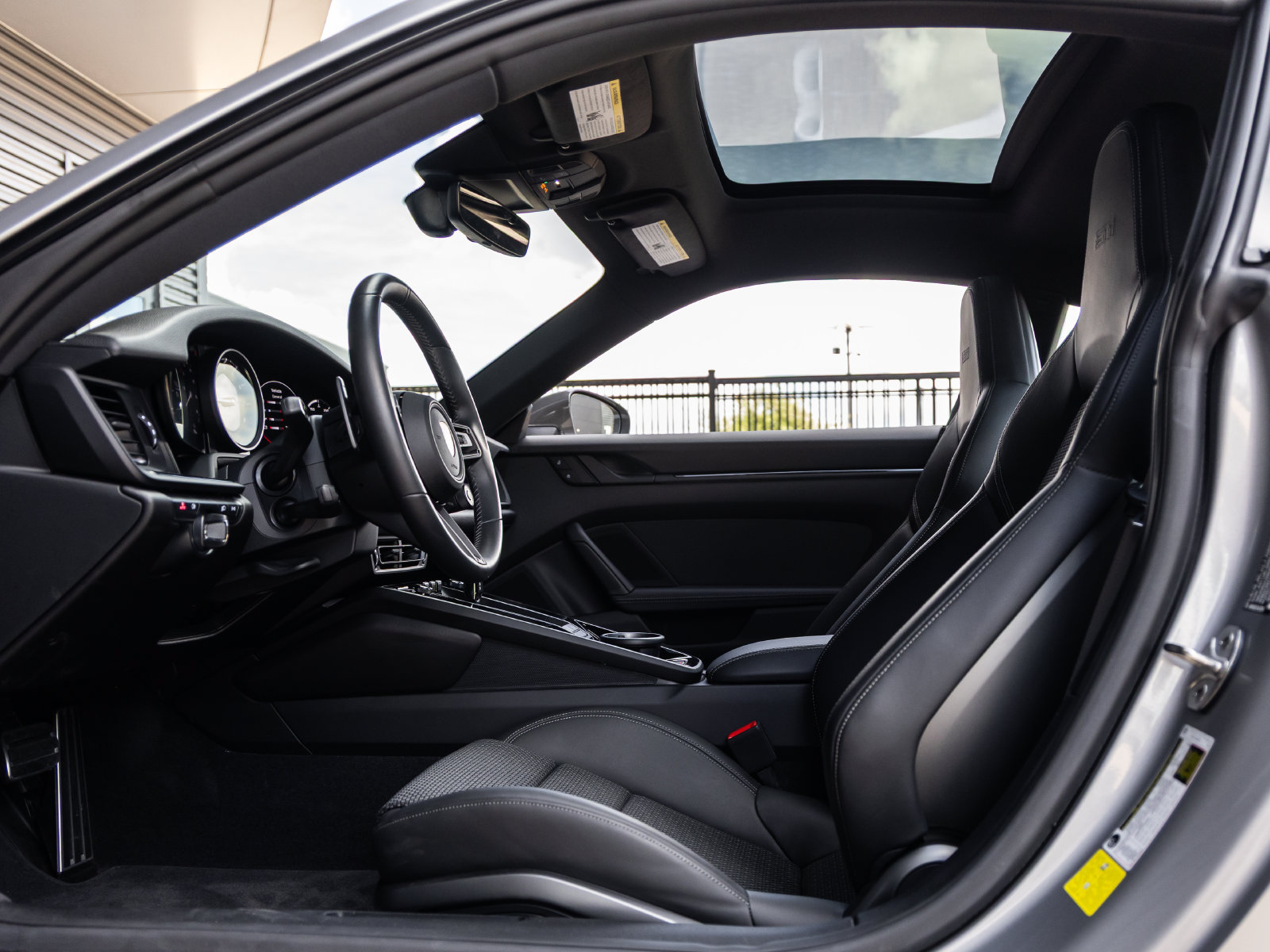 Certified 2023 Porsche 911 Carrera T RWD image 26