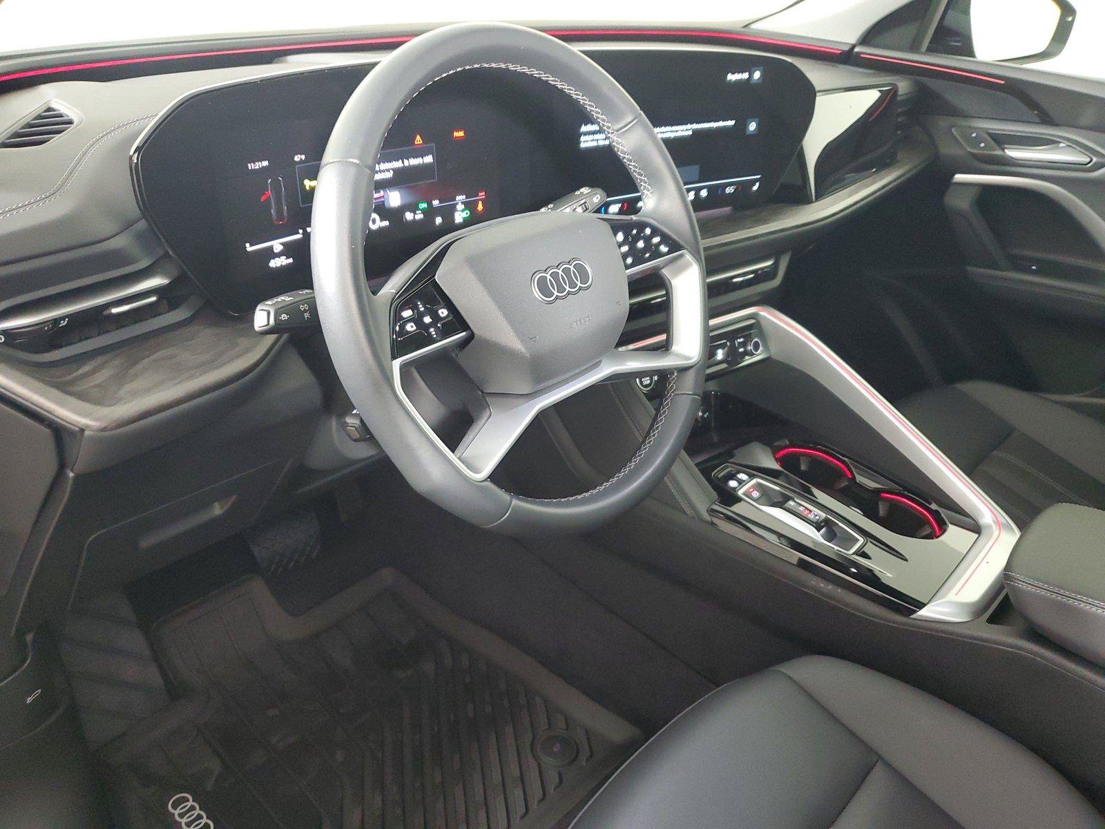 Certified 2025 Audi Q5 Premium w/ Convenience Package AWD/4WD image 24