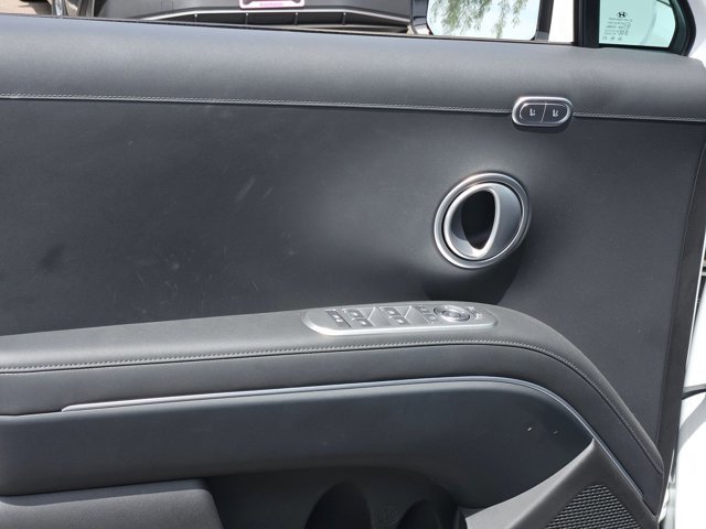 Used 2026 Hyundai Palisade Limited AWD/4WD image 14