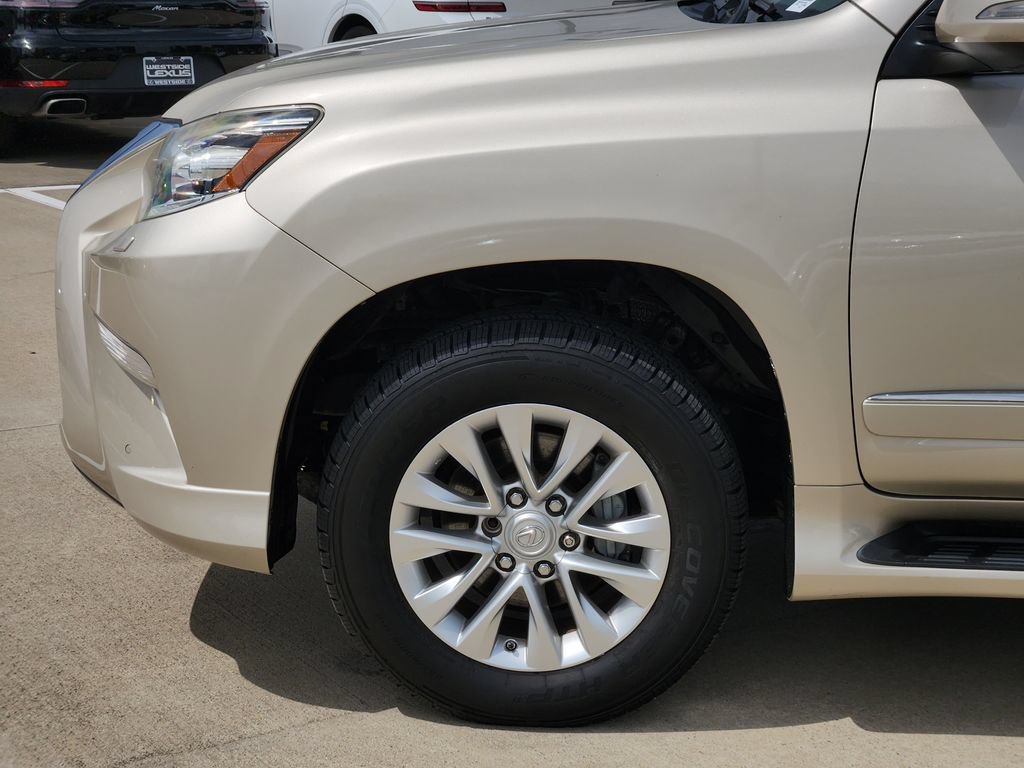 Used 2016 Lexus GX 460 w/ Premium Package AWD/4WD image 8