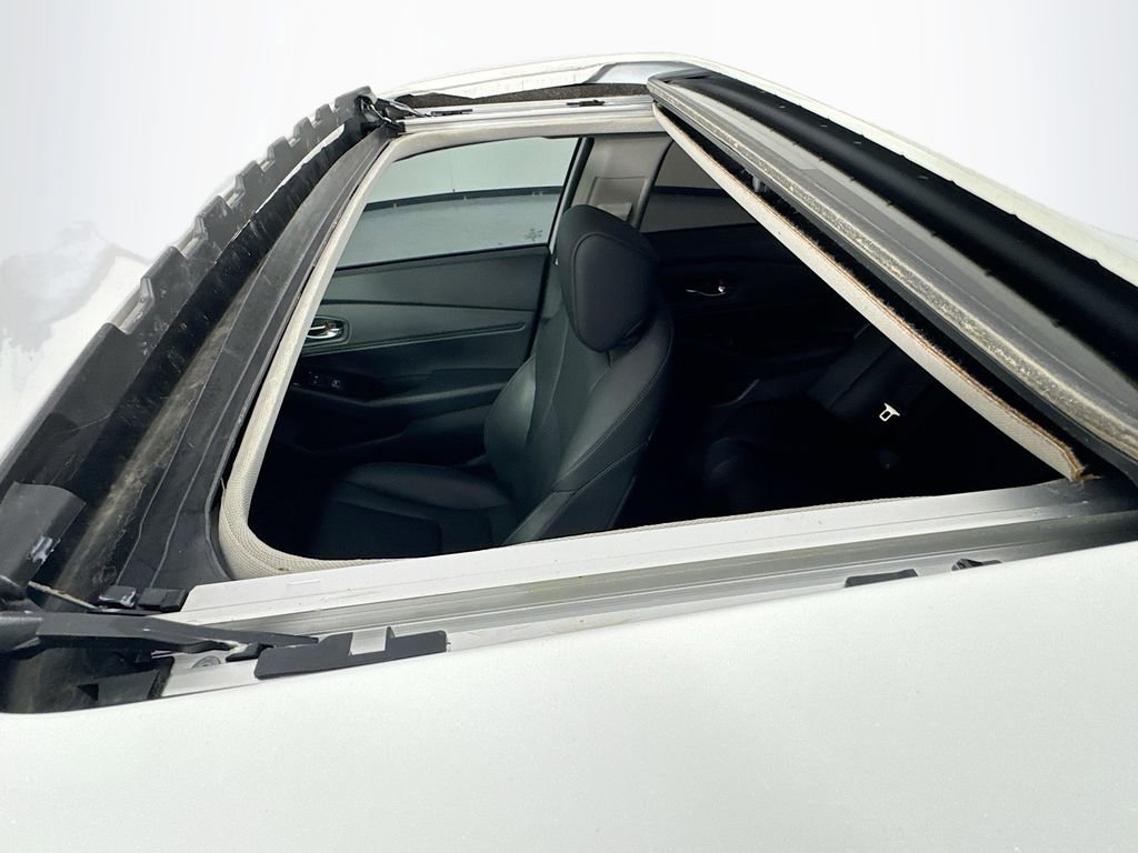 Certified 2024 Honda Accord Touring image 29