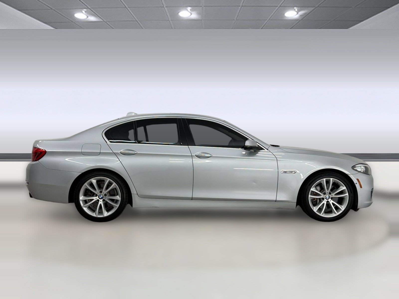 Used 2014 BMW 535i xDrive Sedan AWD/4WD image 8