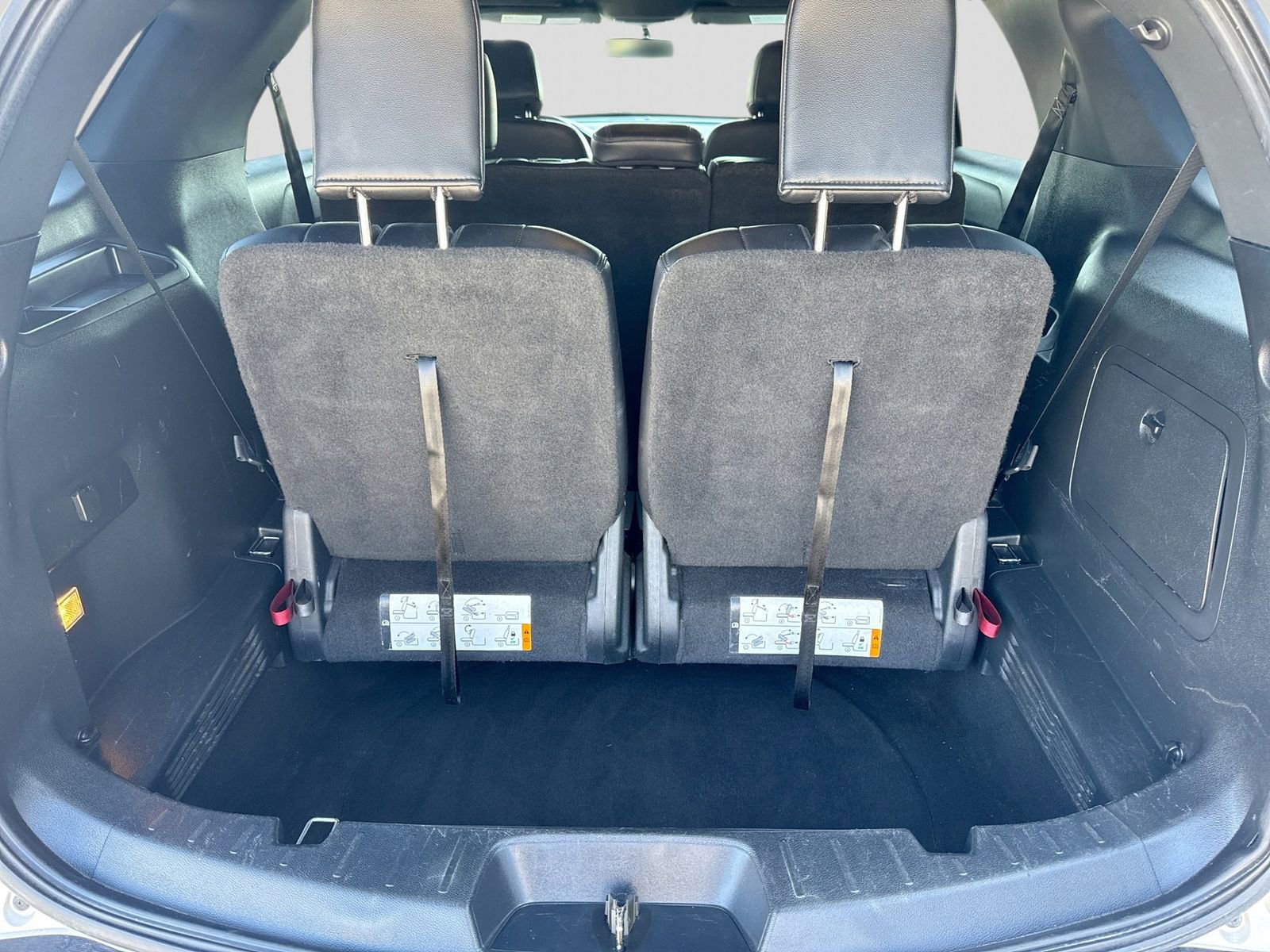 Used 2017 Ford Explorer XLT w/ Equipment Group 202A image 39