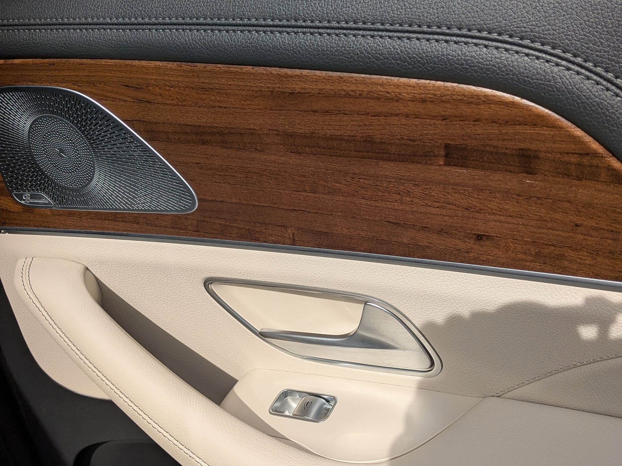 Used 2020 Mercedes-Benz GLE 350 4MATIC image 36