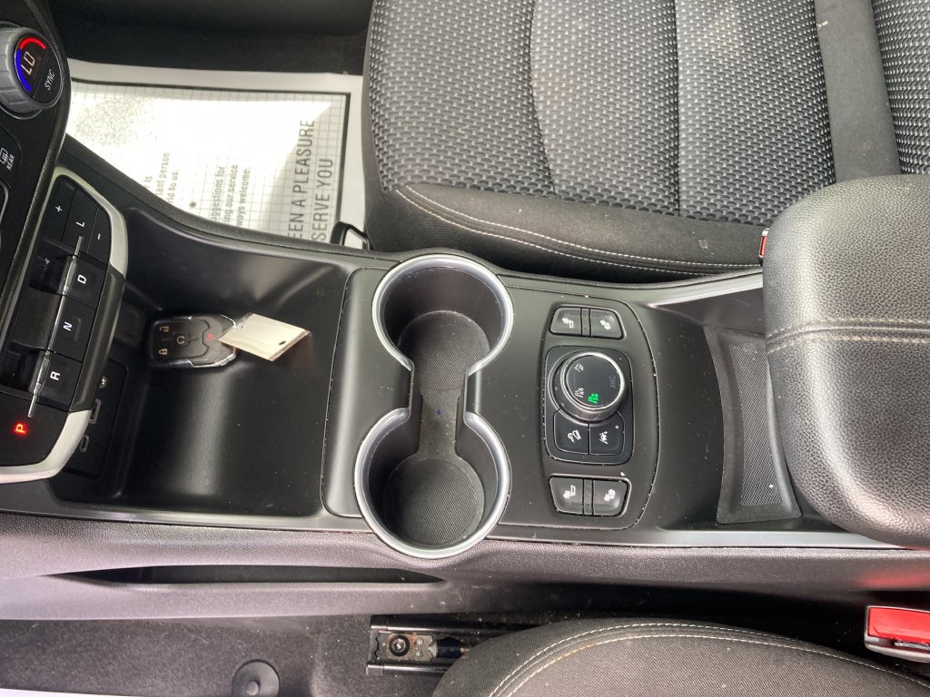 Used 2022 GMC Terrain SLE w/ Driver Convenience Package AWD/4WD image 34