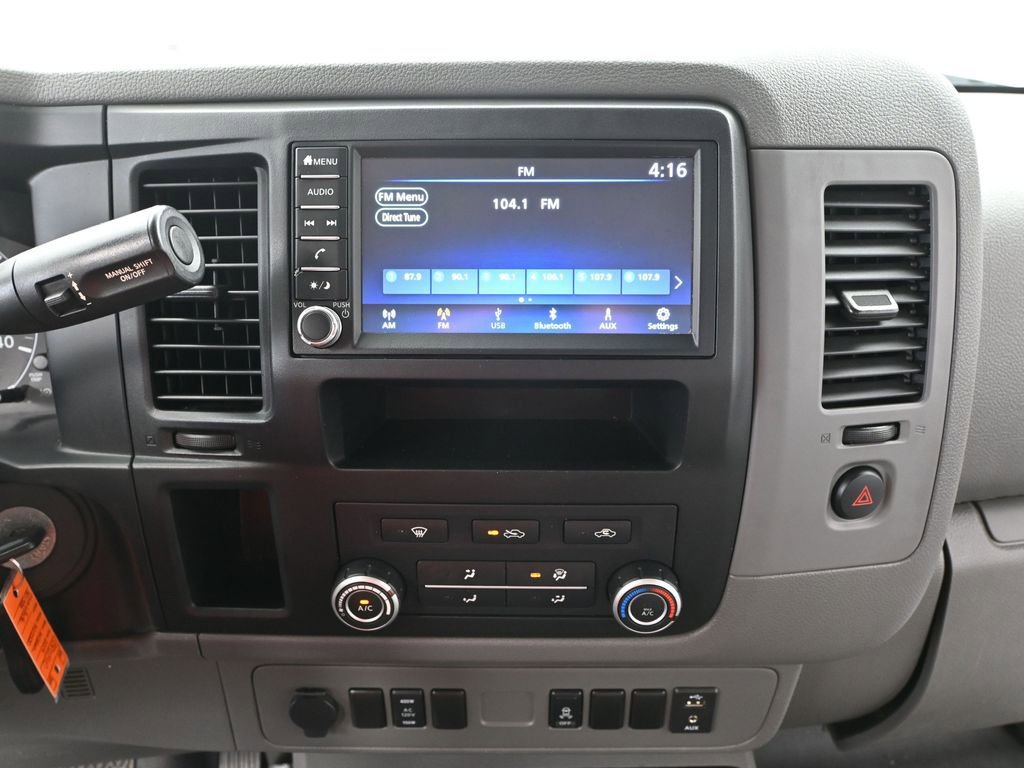 Used 2019 Nissan NV 2500 SV image 29