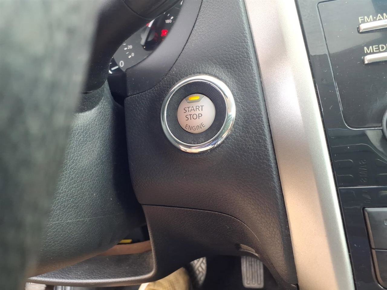 Used 2014 Nissan Altima 2.5 SV FWD image 14