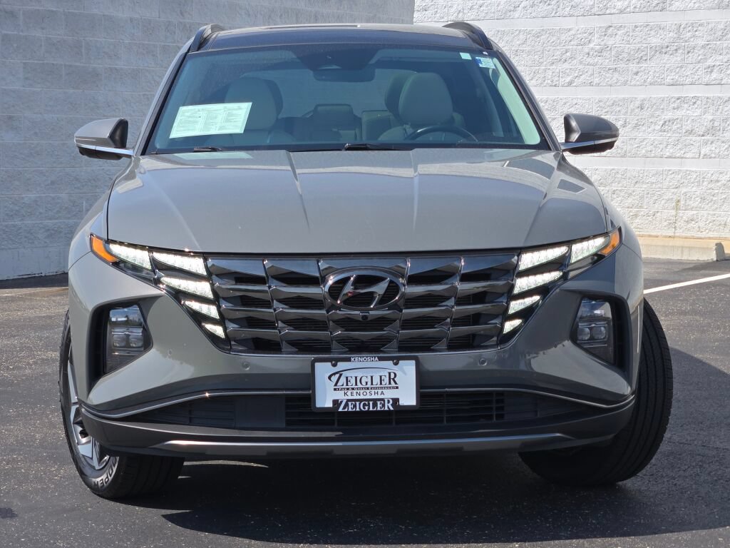 Used 2024 Hyundai Tucson Limited AWD/4WD image 3