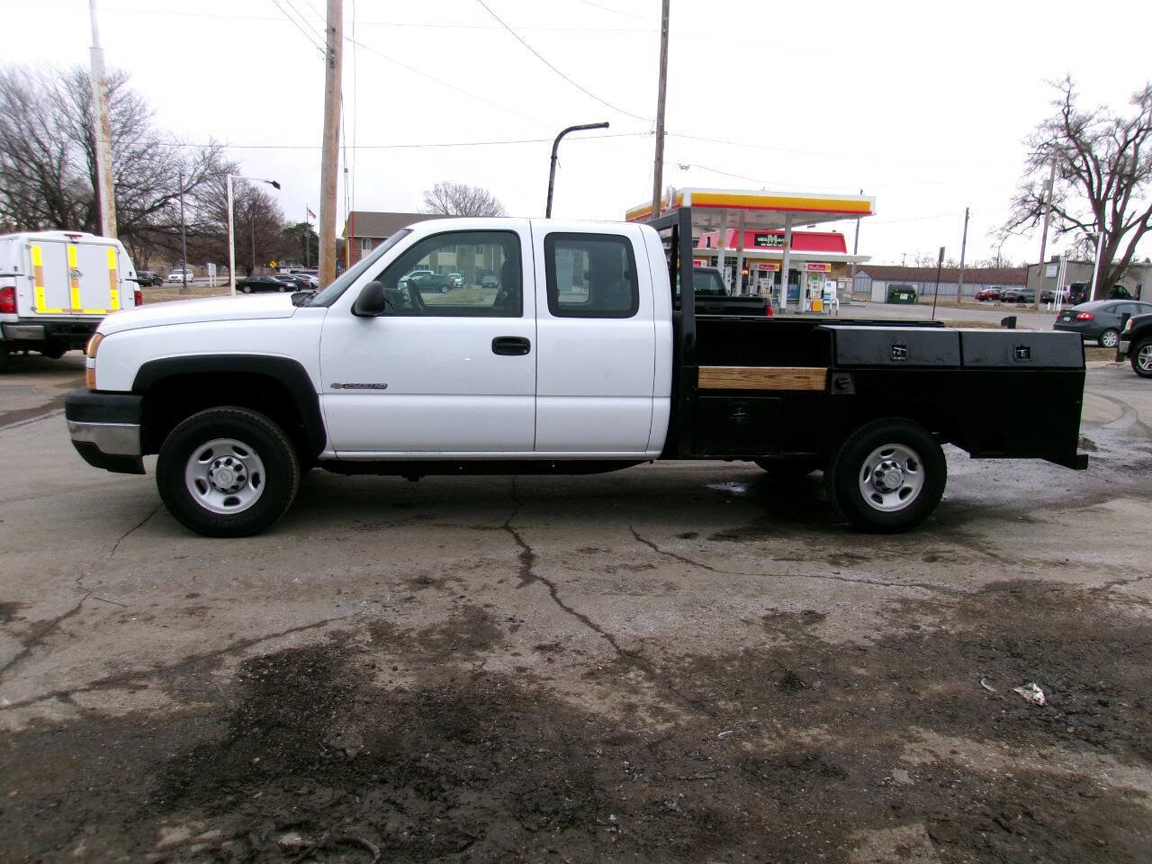 Used 2006 Chevrolet Silverado 2500 W/T w/ Skid Plate Package