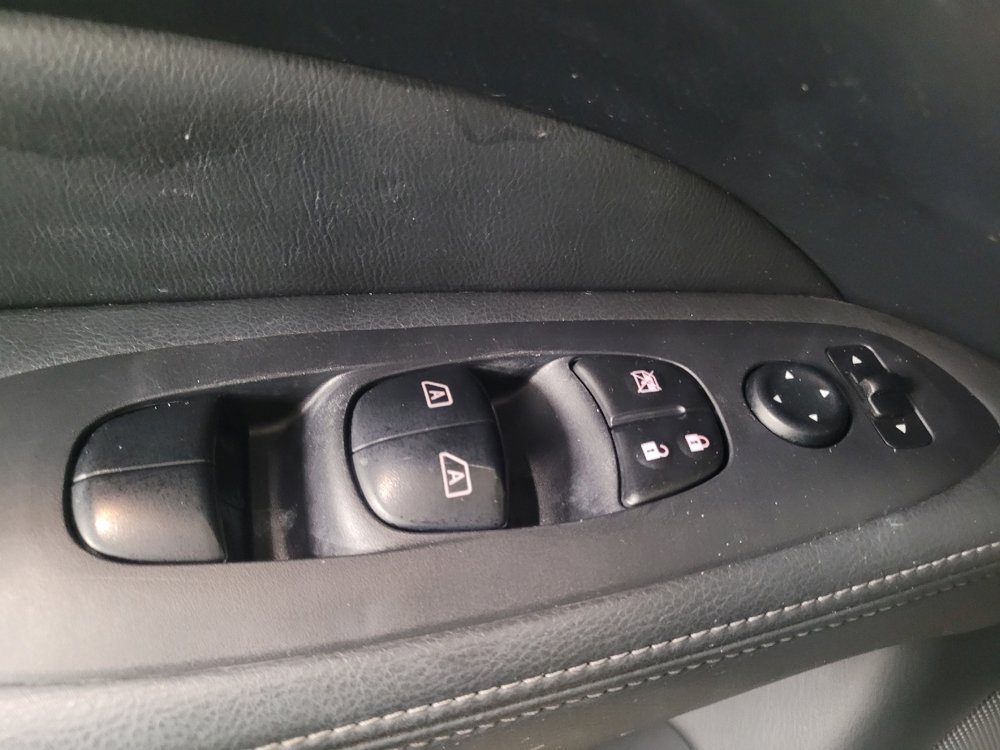 Used 2019 Nissan Pathfinder SL w/ Cargo Package FWD image 27