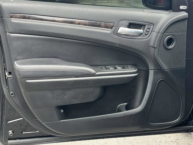 Used 2023 Chrysler 300 Touring L w/ Comfort Group RWD image 14