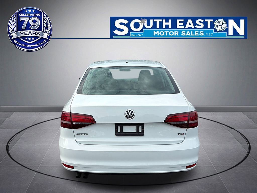 Used 2018 Volkswagen Jetta S FWD image 4
