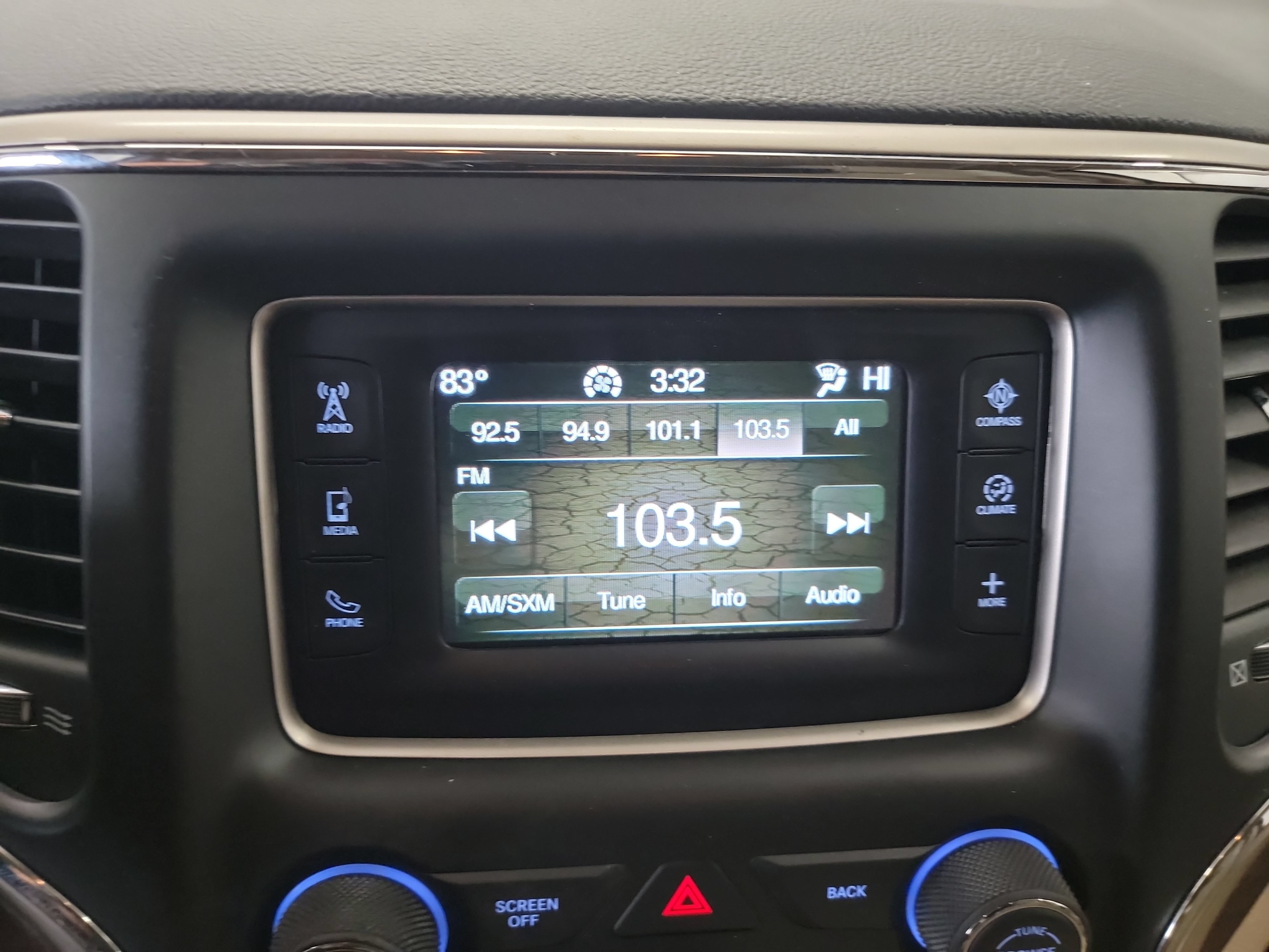 Used 2016 Jeep Grand Cherokee Laredo w/ Quick Order Package 23E AWD/4WD image 22