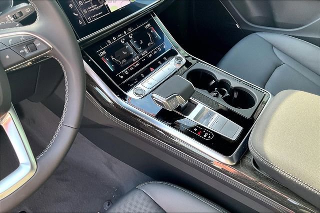 New 2026 Audi Q7 3.0T Premium Plus AWD/4WD image 8