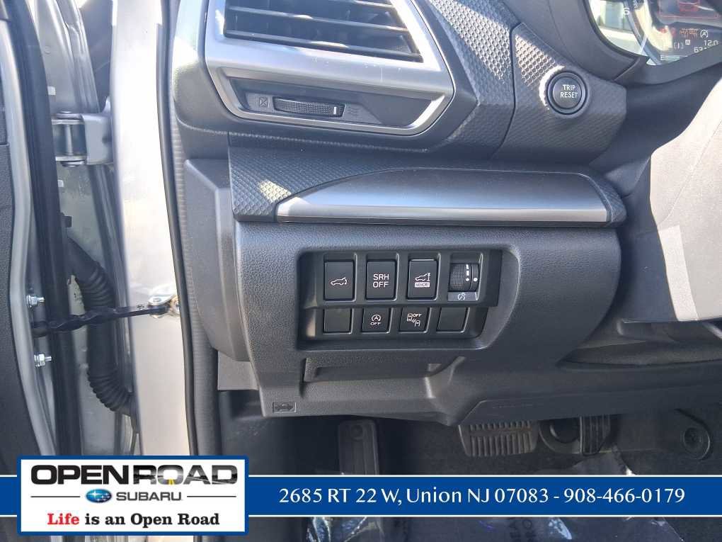 Used 2023 Subaru Forester Premium AWD/4WD image 16