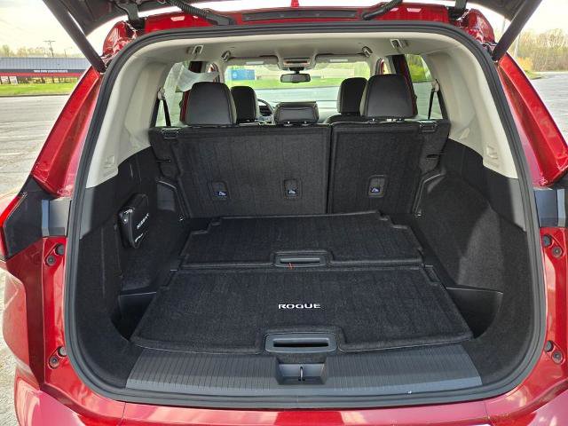Certified 2025 Nissan Rogue SL AWD/4WD image 12