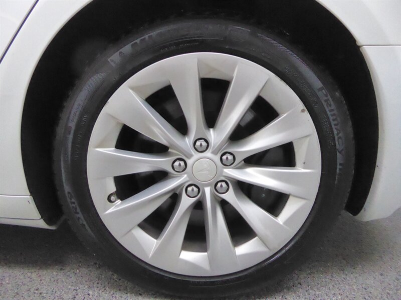Used 2018 Tesla Model S 75D AWD/4WD image 34