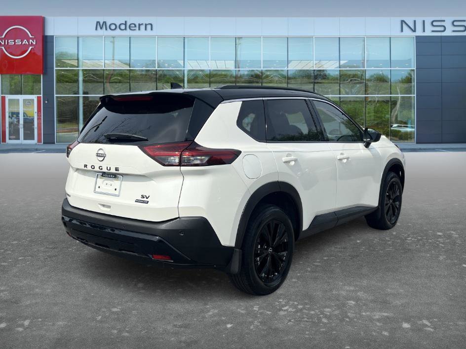 Certified 2023 Nissan Rogue SV w/ SV Premium B Package FWD image 5