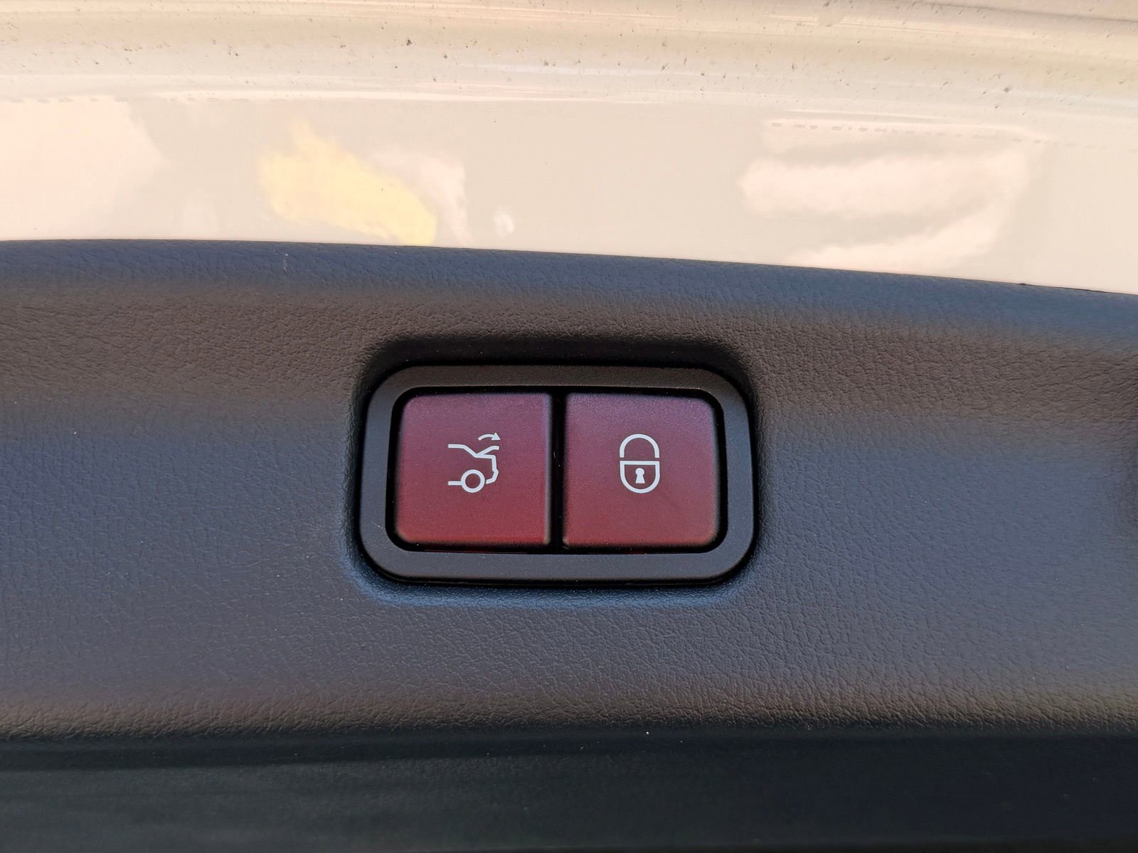Certified 2023 Mercedes-Benz C 300 Sedan image 17