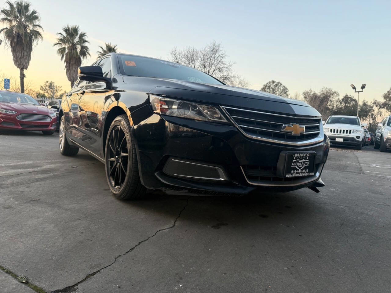 Used 2017 Chevrolet Impala LT image 3