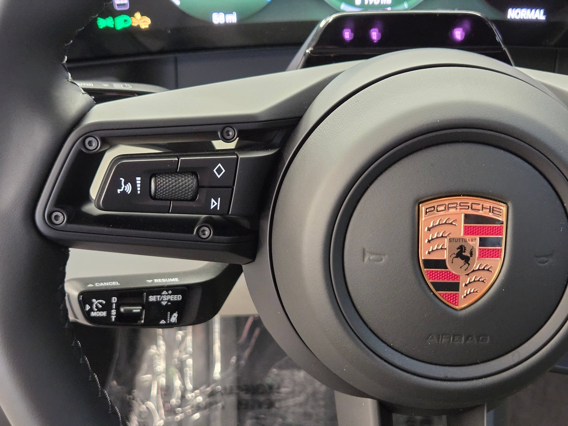 New 2026 Porsche Cayenne Electric AWD/4WD image 18