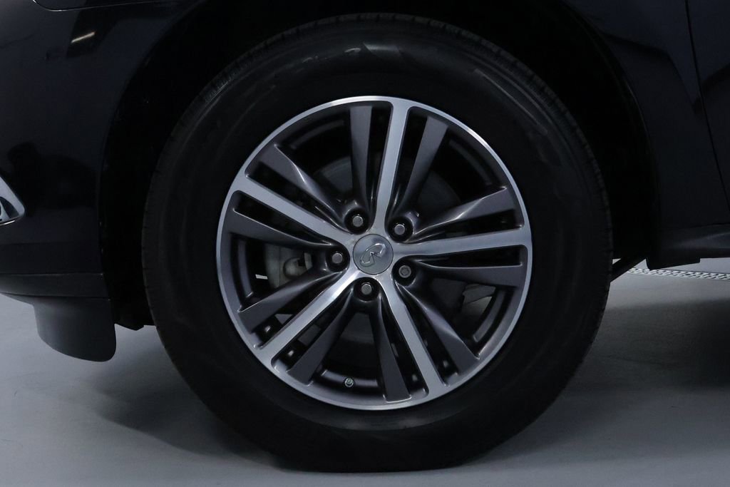 Used 2019 INFINITI QX60 Luxe w/ Essential Package image 39