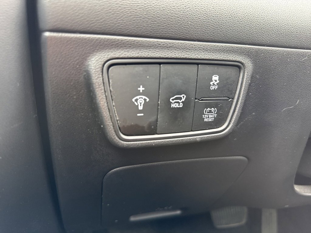 Used 2022 Hyundai Tucson Limited w/ Cargo Package image 30