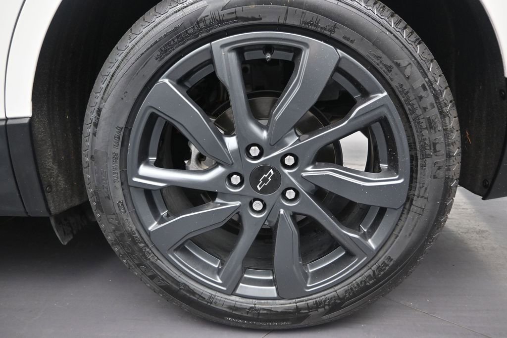 Used 2024 Chevrolet Equinox RS FWD image 10