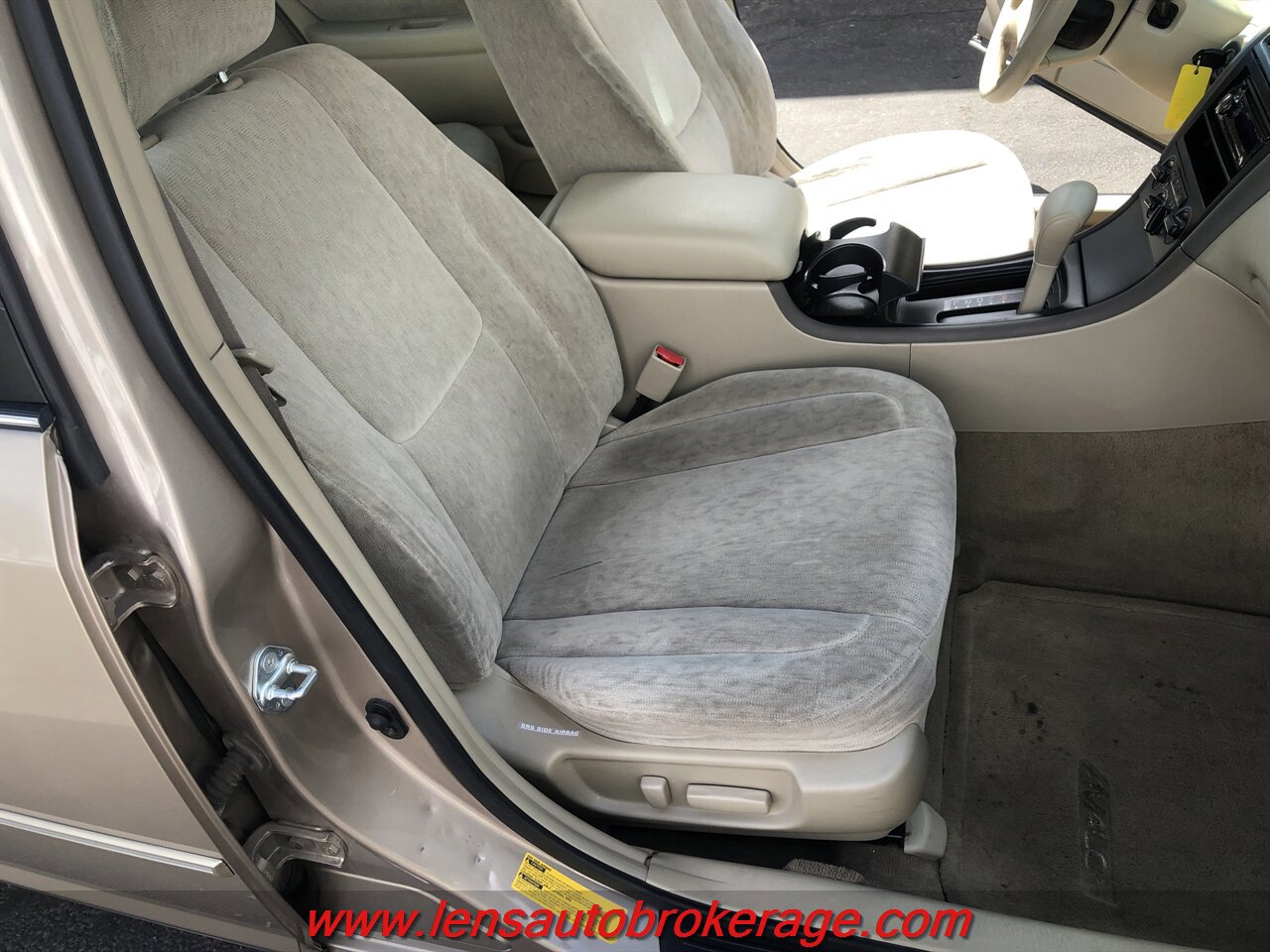 Used 2001 Toyota Avalon XLS image 22
