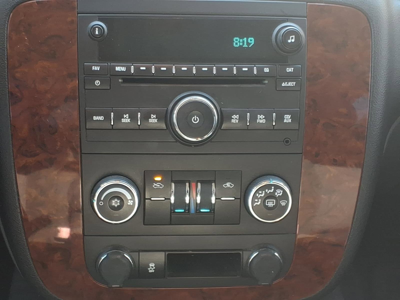 Used 2012 Chevrolet Avalanche LS AWD/4WD image 7