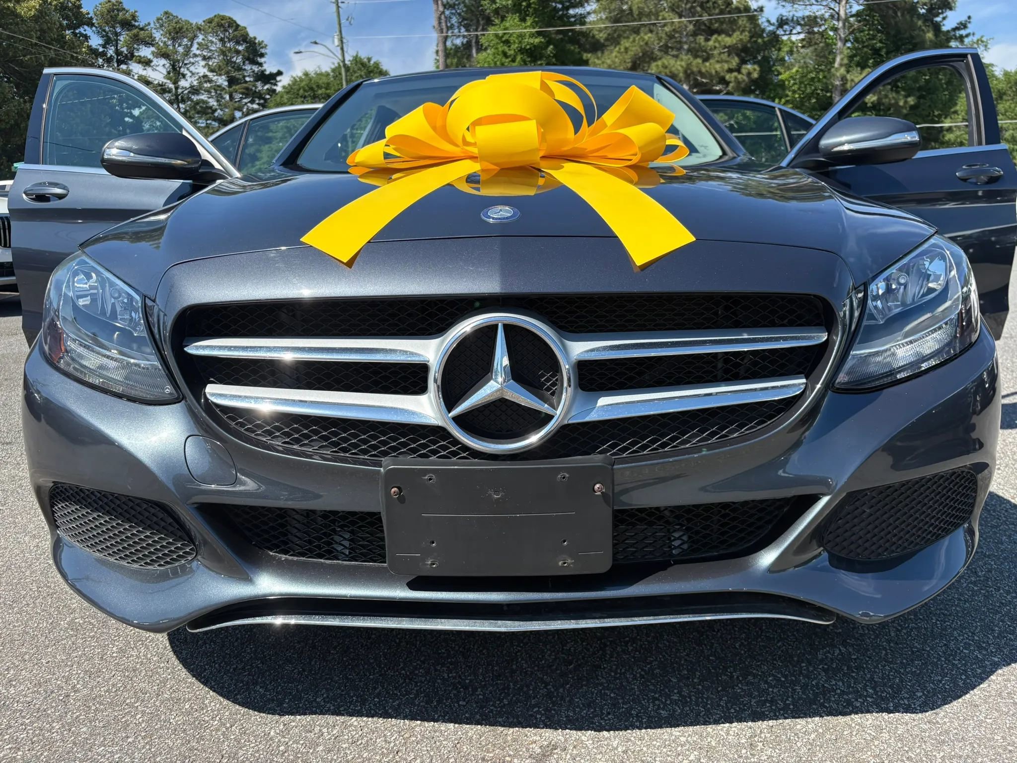 Used 2015 Mercedes-Benz C 300 Sedan image 2