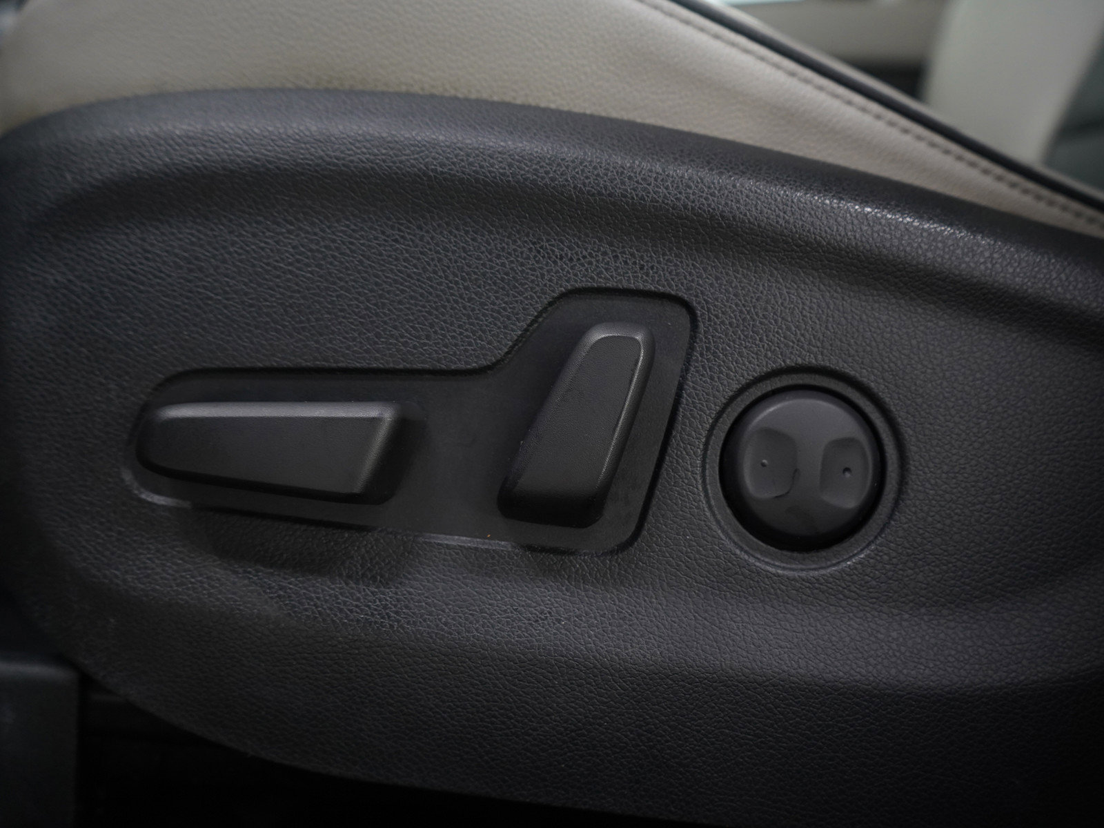 Used 2018 Kia Sportage EX w/ EX Sport Appearance Package image 22