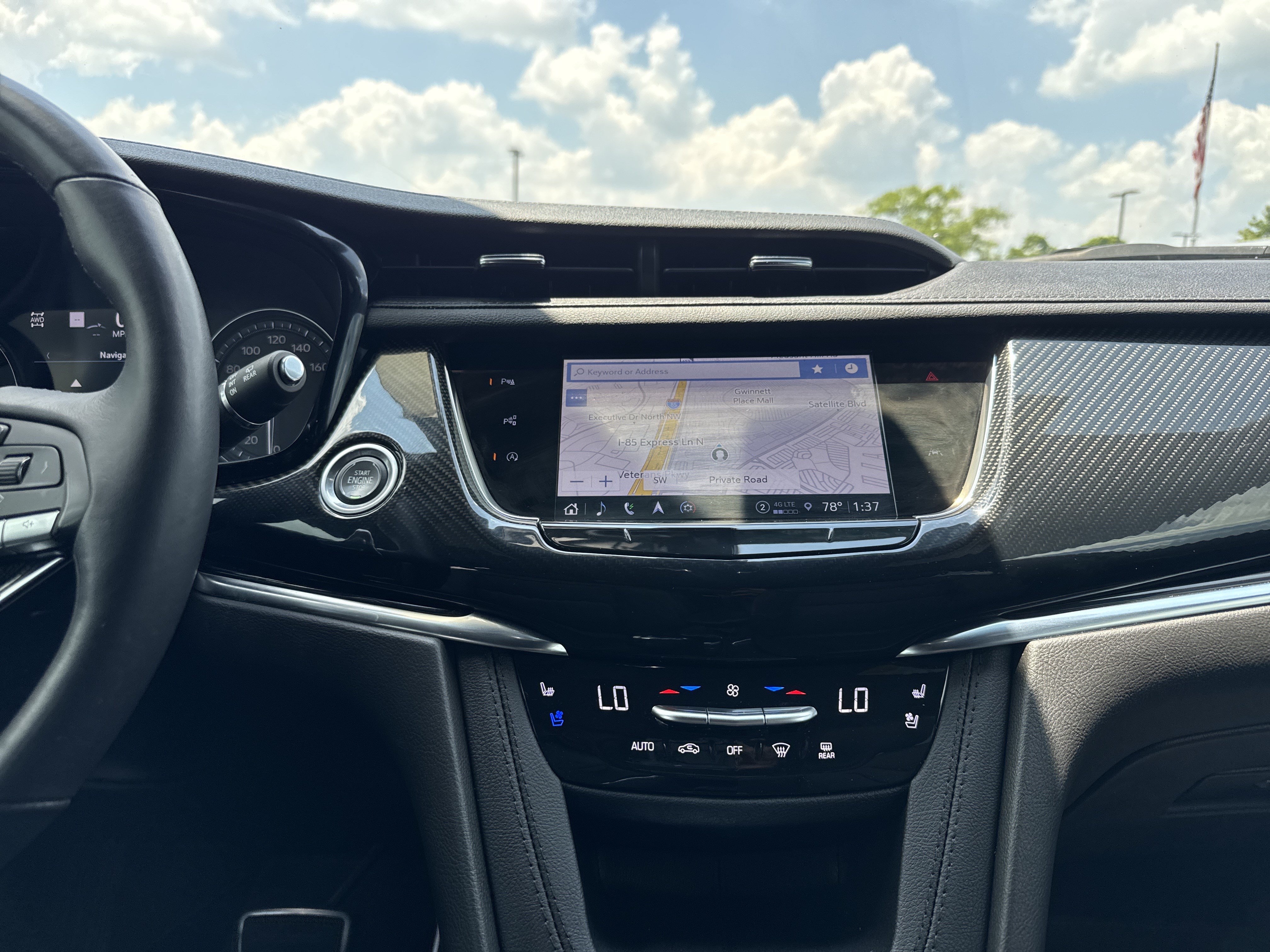 Used 2023 Cadillac XT6 Sport w/ Technology Package AWD/4WD image 26
