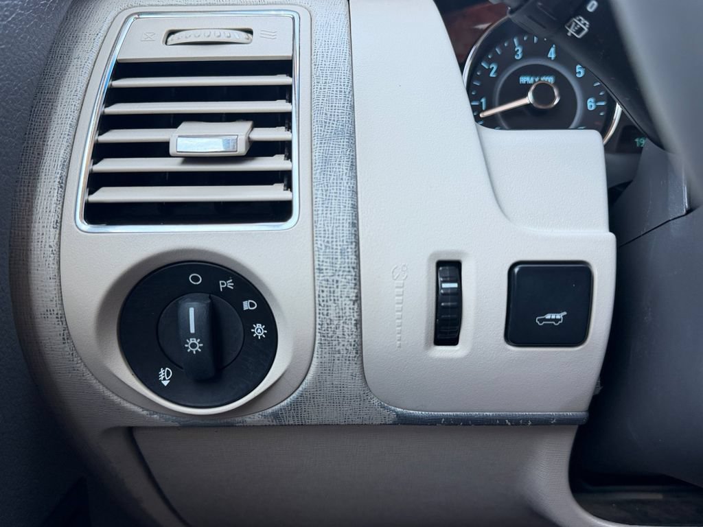 Used 2011 Ford Flex Limited w/ Rapid Spec Order Code AWD/4WD image 24
