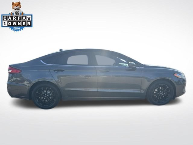 Used 2019 Ford Fusion SE FWD image 9
