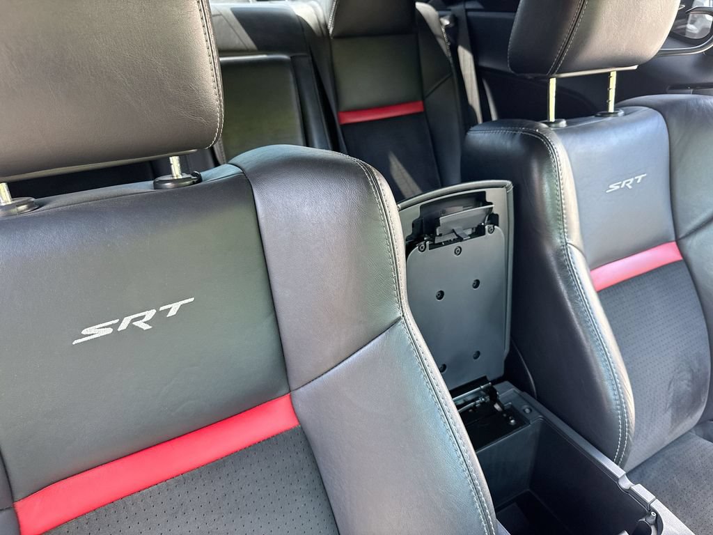 Used 2010 Dodge Challenger SRT8 RWD image 34