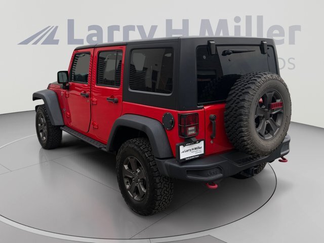 Used 2017 Jeep Wrangler Unlimited Rubicon AWD/4WD image 2